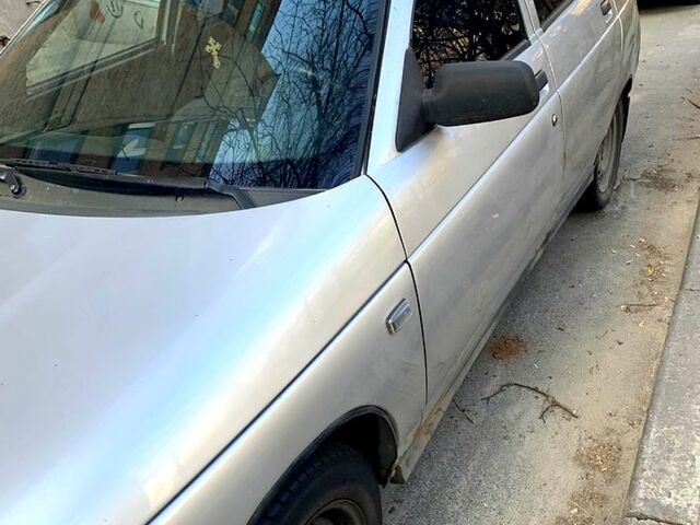 Серый ВАЗ 2112, объемом двигателя 1.6 л и пробегом 300 тыс. км за 1000 $, фото 1 на Automoto.ua