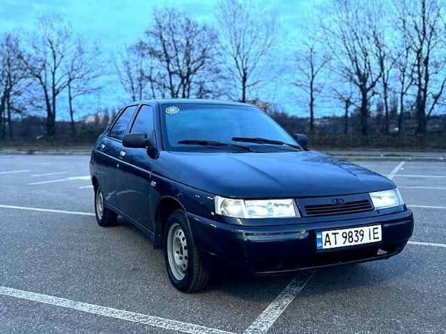 Серый ВАЗ 2112, объемом двигателя 1.6 л и пробегом 265 тыс. км за 1800 $, фото 1 на Automoto.ua