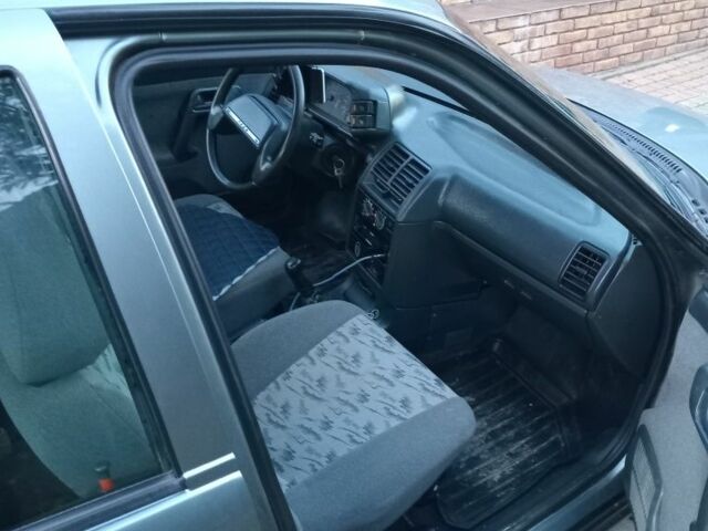 Серый ВАЗ 2112, объемом двигателя 1.6 л и пробегом 126 тыс. км за 1800 $, фото 1 на Automoto.ua