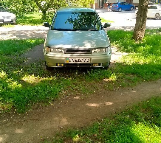 Сірий ВАЗ 2112, об'ємом двигуна 1.6 л та пробігом 199 тис. км за 2200 $, фото 1 на Automoto.ua