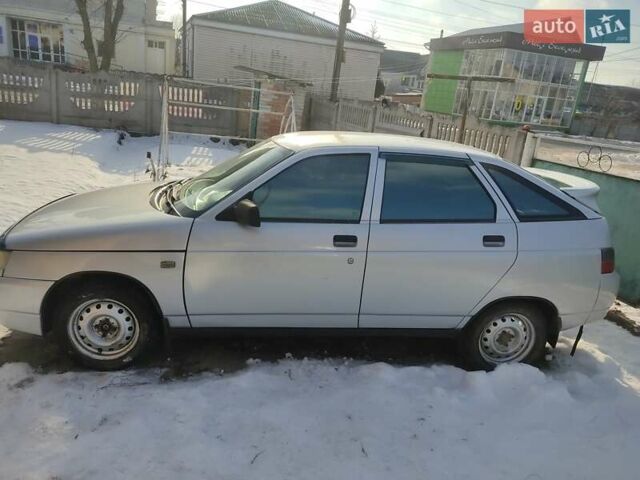 Серый ВАЗ 2112, объемом двигателя 1.6 л и пробегом 169 тыс. км за 2400 $, фото 1 на Automoto.ua