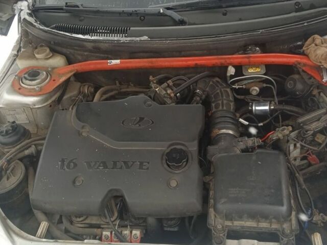 Сірий ВАЗ 2112, об'ємом двигуна 1.6 л та пробігом 200 тис. км за 1050 $, фото 1 на Automoto.ua