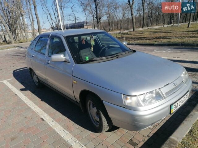 Серый ВАЗ 2112, объемом двигателя 1.6 л и пробегом 299 тыс. км за 2200 $, фото 1 на Automoto.ua