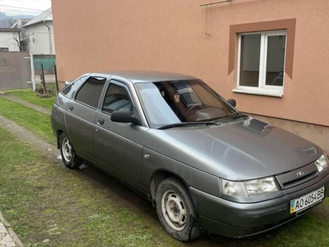 Серый ВАЗ 2112, объемом двигателя 1.6 л и пробегом 174 тыс. км за 2000 $, фото 1 на Automoto.ua
