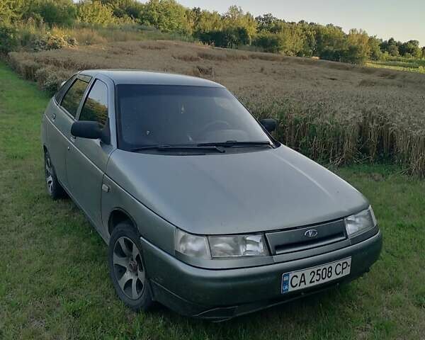 Серый ВАЗ 2112, объемом двигателя 1.6 л и пробегом 226 тыс. км за 1800 $, фото 1 на Automoto.ua
