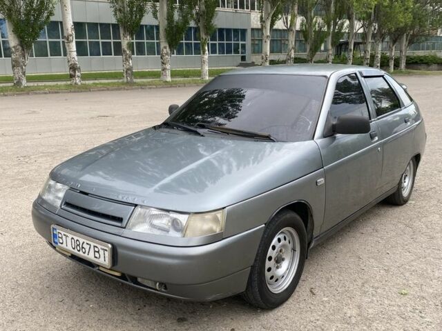 Серый ВАЗ 2112, объемом двигателя 1.6 л и пробегом 270 тыс. км за 1500 $, фото 1 на Automoto.ua