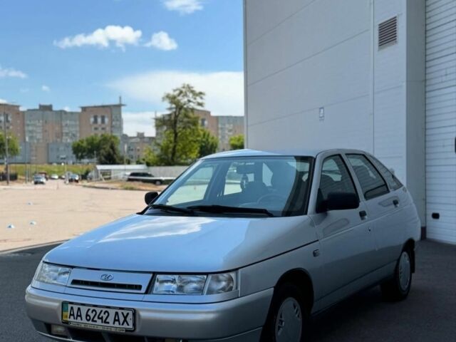 Серый ВАЗ 2112, объемом двигателя 0 л и пробегом 106 тыс. км за 1500 $, фото 1 на Automoto.ua