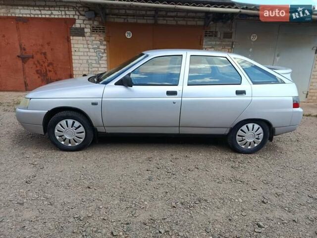 Сірий ВАЗ 2112, об'ємом двигуна 1.6 л та пробігом 185 тис. км за 1999 $, фото 1 на Automoto.ua