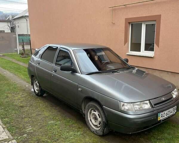Серый ВАЗ 2112, объемом двигателя 1.6 л и пробегом 174 тыс. км за 2000 $, фото 1 на Automoto.ua