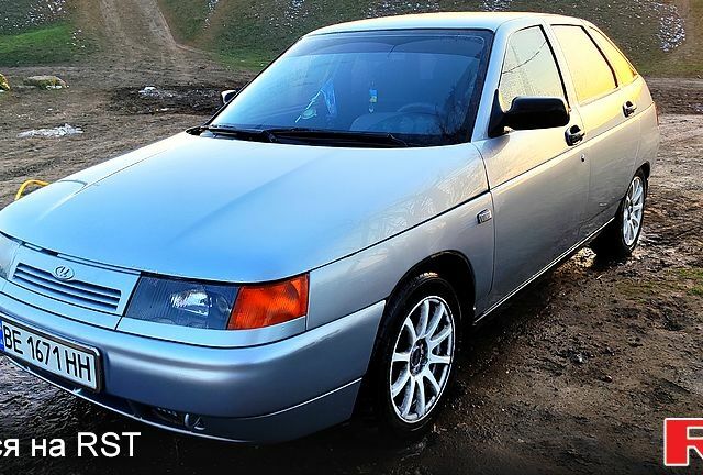 Серый ВАЗ 2112, объемом двигателя 1.6 л и пробегом 95 тыс. км за 2300 $, фото 1 на Automoto.ua