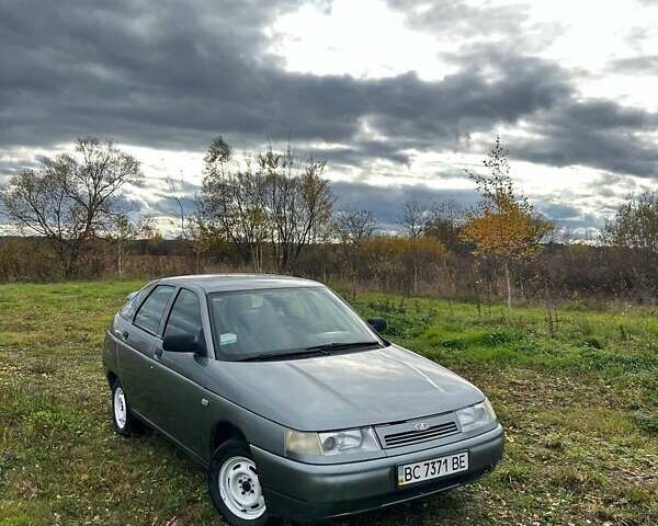 ВАЗ 2112 2007 в Стрые на Automoto.ua Серый ВАЗ 2112, объемом двигателя 1.6 л и пробегом 160 тыс. км за 1600 $, фото 1 на Automoto.ua