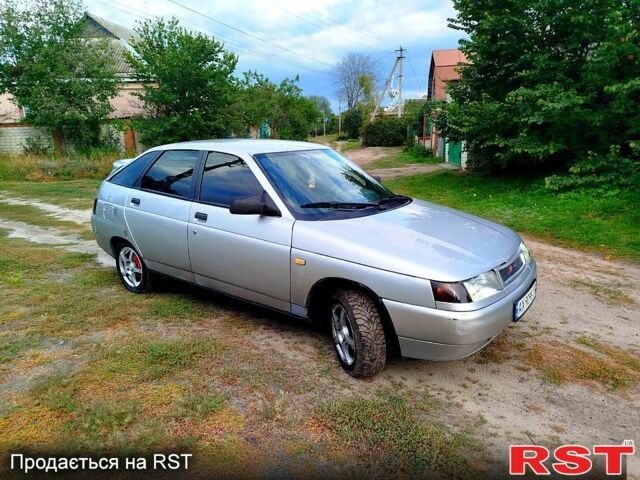 Серый ВАЗ 2112, объемом двигателя 1.6 л и пробегом 200 тыс. км за 1750 $, фото 1 на Automoto.ua