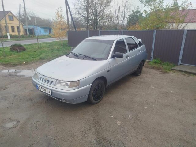 Серый ВАЗ 2112, объемом двигателя 1 л и пробегом 250 тыс. км за 1600 $, фото 1 на Automoto.ua
