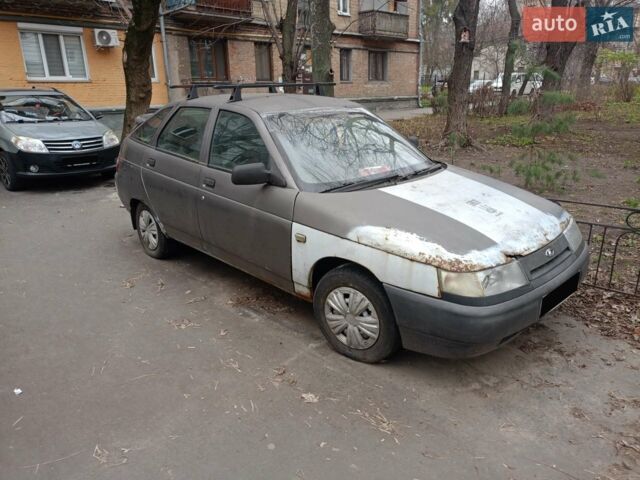 Серый ВАЗ 2112, объемом двигателя 1.6 л и пробегом 156 тыс. км за 1500 $, фото 1 на Automoto.ua