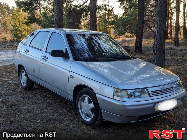 Серый ВАЗ 2112, объемом двигателя 1.6 л и пробегом 118 тыс. км за 2300 $, фото 1 на Automoto.ua