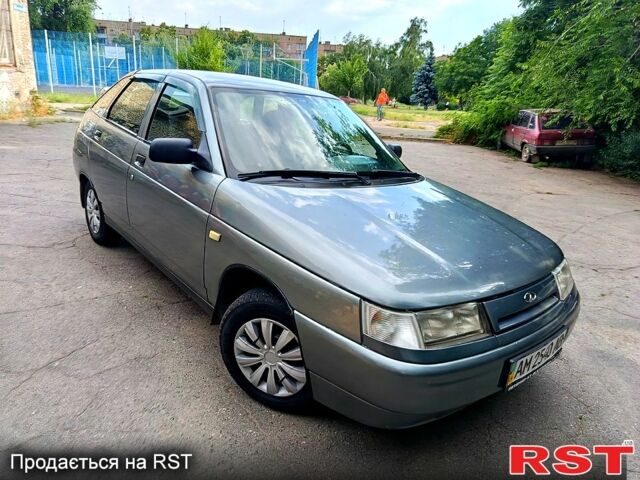 Серый ВАЗ 2112, объемом двигателя 1.6 л и пробегом 130 тыс. км за 2300 $, фото 1 на Automoto.ua