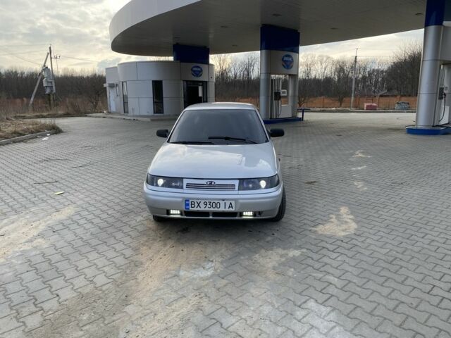 Серый ВАЗ 2112, объемом двигателя 1.6 л и пробегом 300 тыс. км за 1999 $, фото 1 на Automoto.ua