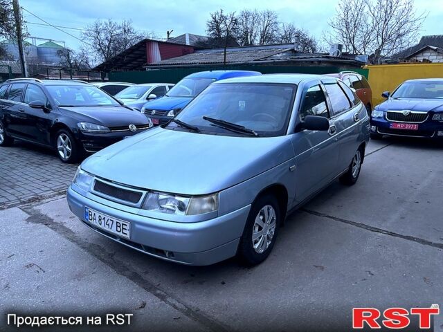 Серый ВАЗ 2112, объемом двигателя 1.6 л и пробегом 250 тыс. км за 1950 $, фото 1 на Automoto.ua