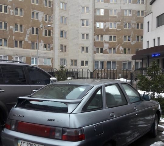 Сірий ВАЗ 2112, об'ємом двигуна 1.6 л та пробігом 237 тис. км за 1800 $, фото 1 на Automoto.ua