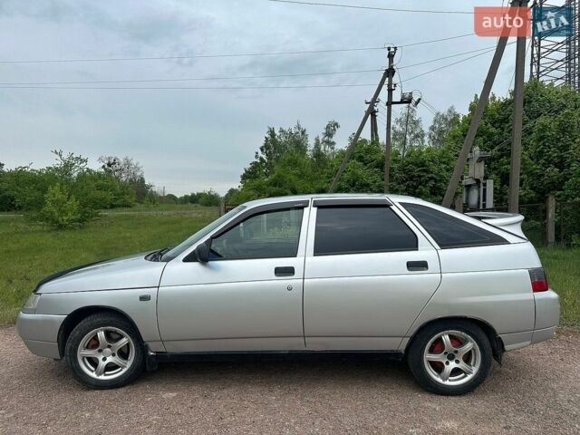 Серый ВАЗ 2112, объемом двигателя 1.6 л и пробегом 180 тыс. км за 2200 $, фото 1 на Automoto.ua
