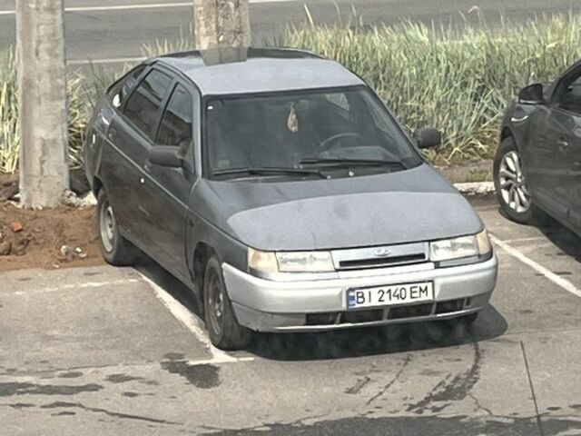 Серый ВАЗ 2112, объемом двигателя 1.6 л и пробегом 200 тыс. км за 120 $, фото 1 на Automoto.ua