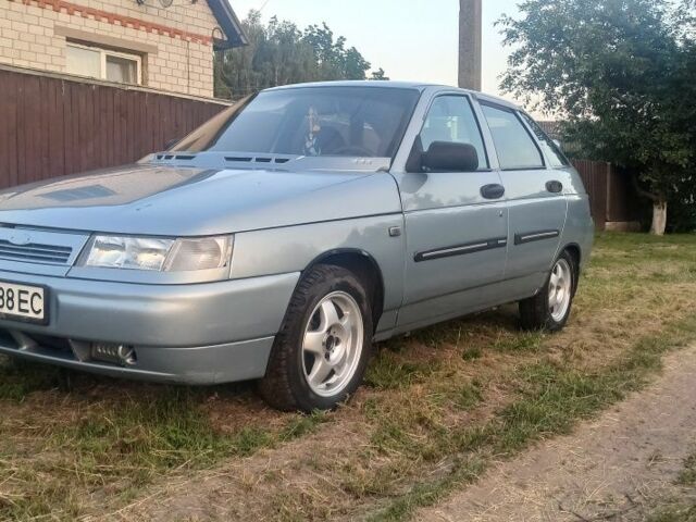 Серый ВАЗ 2112, объемом двигателя 1.6 л и пробегом 185 тыс. км за 2000 $, фото 1 на Automoto.ua