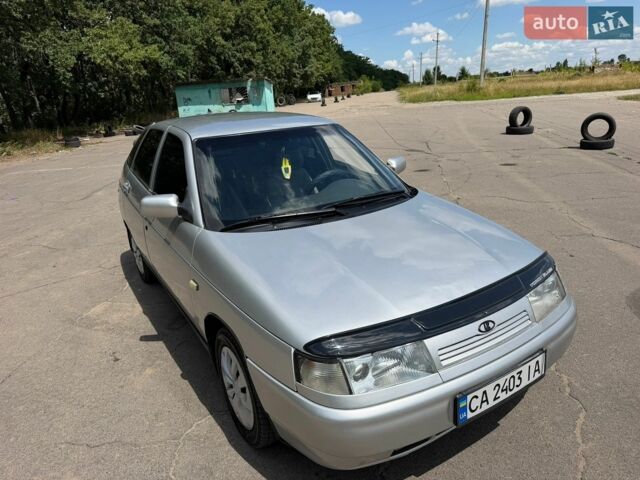 Серый ВАЗ 2112, объемом двигателя 1.6 л и пробегом 140 тыс. км за 2700 $, фото 1 на Automoto.ua