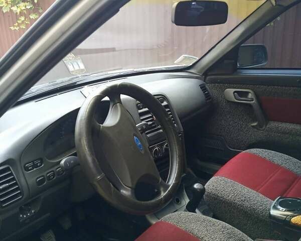 Сірий ВАЗ 2112, об'ємом двигуна 1.6 л та пробігом 110 тис. км за 2950 $, фото 1 на Automoto.ua