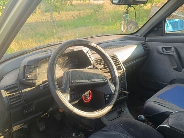 Сірий ВАЗ 2112, об'ємом двигуна 1.6 л та пробігом 588 тис. км за 1201 $, фото 1 на Automoto.ua