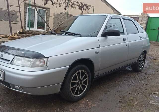 Сірий ВАЗ 2112, об'ємом двигуна 1.6 л та пробігом 182 тис. км за 1650 $, фото 1 на Automoto.ua