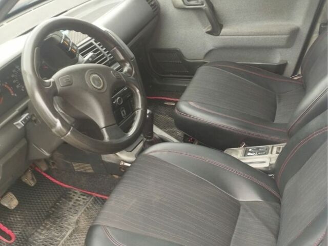 Серый ВАЗ 2112, объемом двигателя 1.6 л и пробегом 252 тыс. км за 1850 $, фото 1 на Automoto.ua