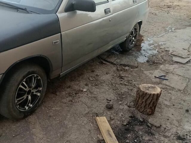 Серый ВАЗ 2112, объемом двигателя 0 л и пробегом 250 тыс. км за 1500 $, фото 1 на Automoto.ua