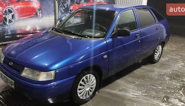 Синій ВАЗ 2112, об'ємом двигуна 1.5 л та пробігом 298 тис. км за 1900 $, фото 1 на Automoto.ua