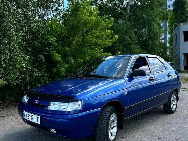 Синий ВАЗ 2112, объемом двигателя 1.5 л и пробегом 200 тыс. км за 2000 $, фото 1 на Automoto.ua
