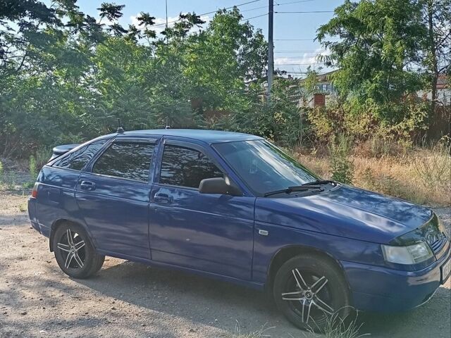 Синий ВАЗ 2112, объемом двигателя 1.6 л и пробегом 300 тыс. км за 1850 $, фото 1 на Automoto.ua