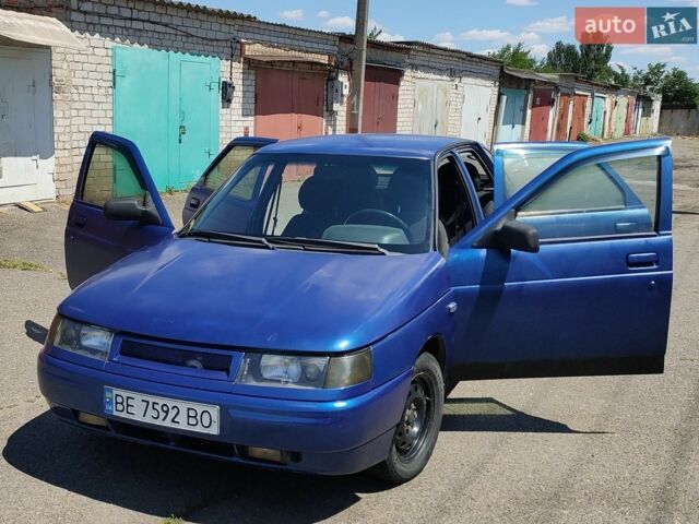 Синий ВАЗ 2112, объемом двигателя 1.5 л и пробегом 190 тыс. км за 1550 $, фото 1 на Automoto.ua