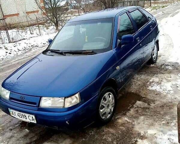 Синий ВАЗ 2112, объемом двигателя 1.6 л и пробегом 300 тыс. км за 1700 $, фото 1 на Automoto.ua