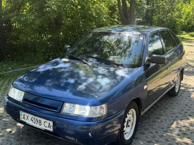 Синий ВАЗ 2112, объемом двигателя 1.6 л и пробегом 300 тыс. км за 850 $, фото 1 на Automoto.ua