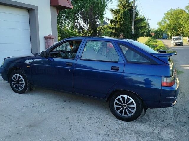 Синий ВАЗ 2112, объемом двигателя 1.6 л и пробегом 134 тыс. км за 1200 $, фото 1 на Automoto.ua