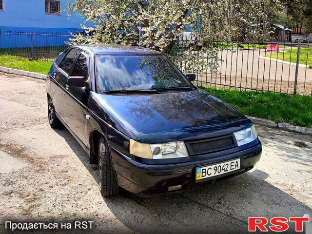 Синий ВАЗ 2112, объемом двигателя 1.6 л и пробегом 114 тыс. км за 1949 $, фото 1 на Automoto.ua