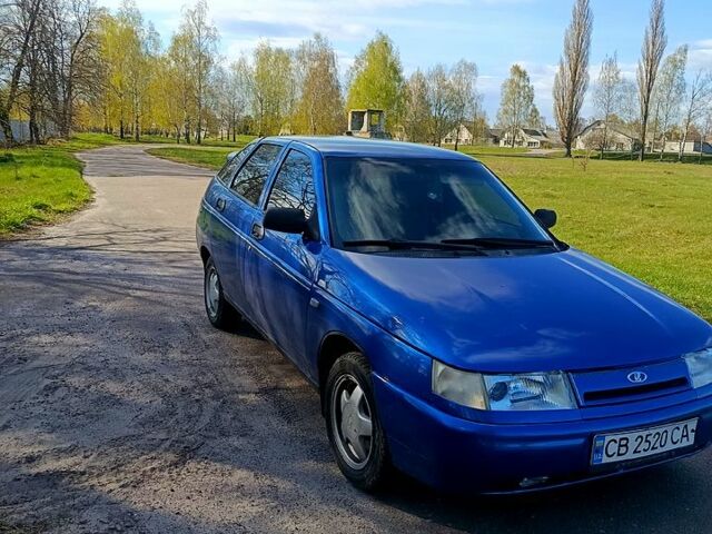 Синий ВАЗ 2112, объемом двигателя 1.6 л и пробегом 300 тыс. км за 1900 $, фото 1 на Automoto.ua