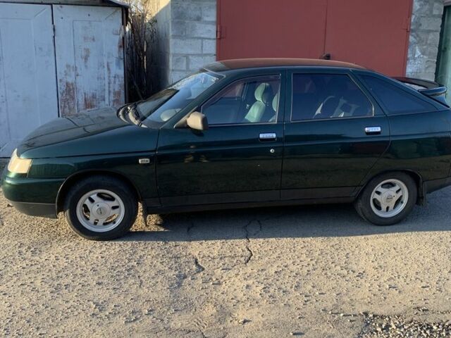 Зеленый ВАЗ 2112, объемом двигателя 1.5 л и пробегом 207 тыс. км за 1851 $, фото 1 на Automoto.ua