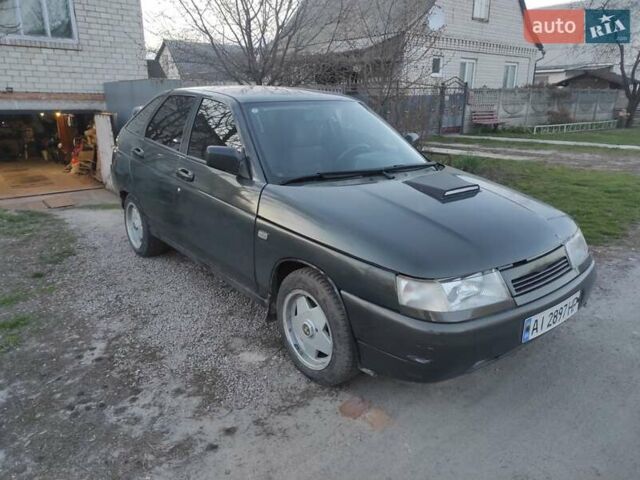 Зеленый ВАЗ 2112, объемом двигателя 1.6 л и пробегом 261 тыс. км за 1000 $, фото 1 на Automoto.ua