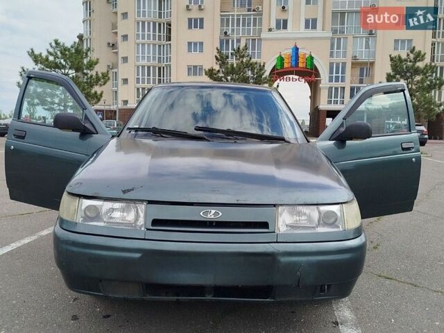 Зеленый ВАЗ 2112, объемом двигателя 1.6 л и пробегом 350 тыс. км за 1300 $, фото 1 на Automoto.ua