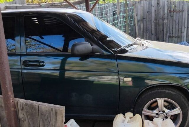 Зеленый ВАЗ 2112, объемом двигателя 1.6 л и пробегом 1000 тыс. км за 2000 $, фото 1 на Automoto.ua