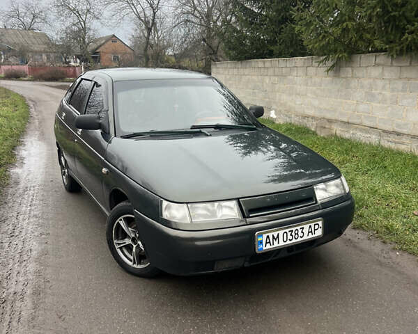 Зелений ВАЗ 2112, об'ємом двигуна 1.6 л та пробігом 138 тис. км за 2200 $, фото 1 на Automoto.ua