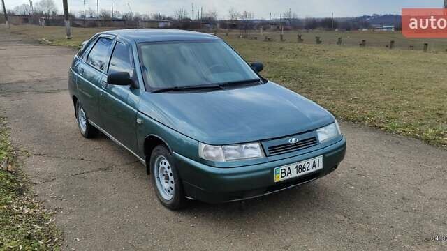 Зелений ВАЗ 2112, об'ємом двигуна 1.6 л та пробігом 230 тис. км за 2416 $, фото 1 на Automoto.ua