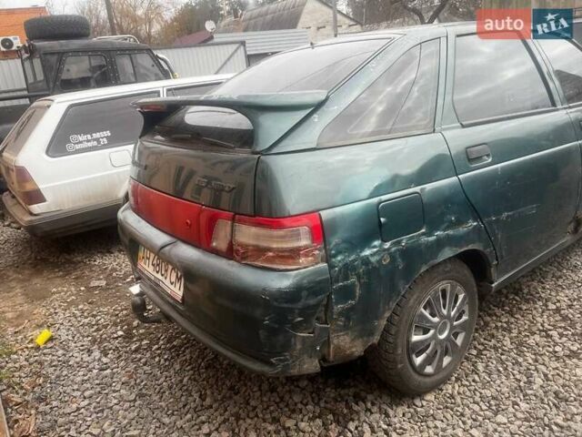 Зеленый ВАЗ 2112, объемом двигателя 1.6 л и пробегом 330 тыс. км за 1100 $, фото 1 на Automoto.ua