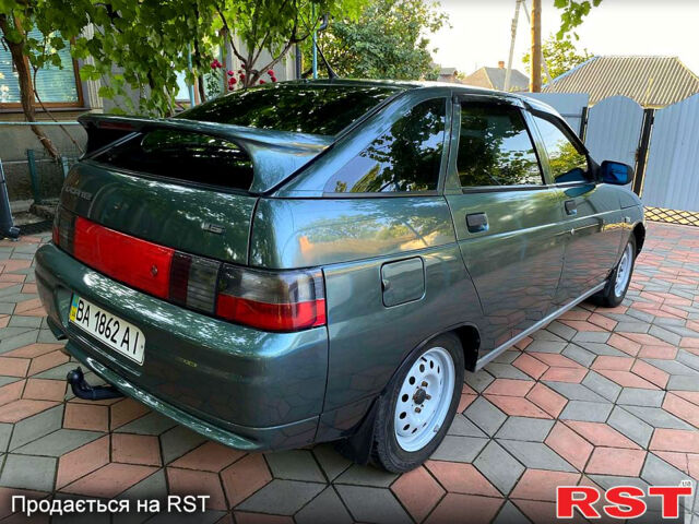 Зелений ВАЗ 2112, об'ємом двигуна 1.6 л та пробігом 200 тис. км за 3200 $, фото 1 на Automoto.ua