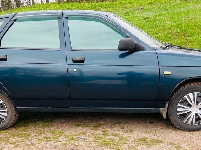 Зелений ВАЗ 2112, об'ємом двигуна 1.6 л та пробігом 219 тис. км за 2500 $, фото 1 на Automoto.ua